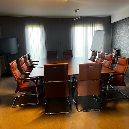 Hotel Alhar Lubliniec Extérieur photo
