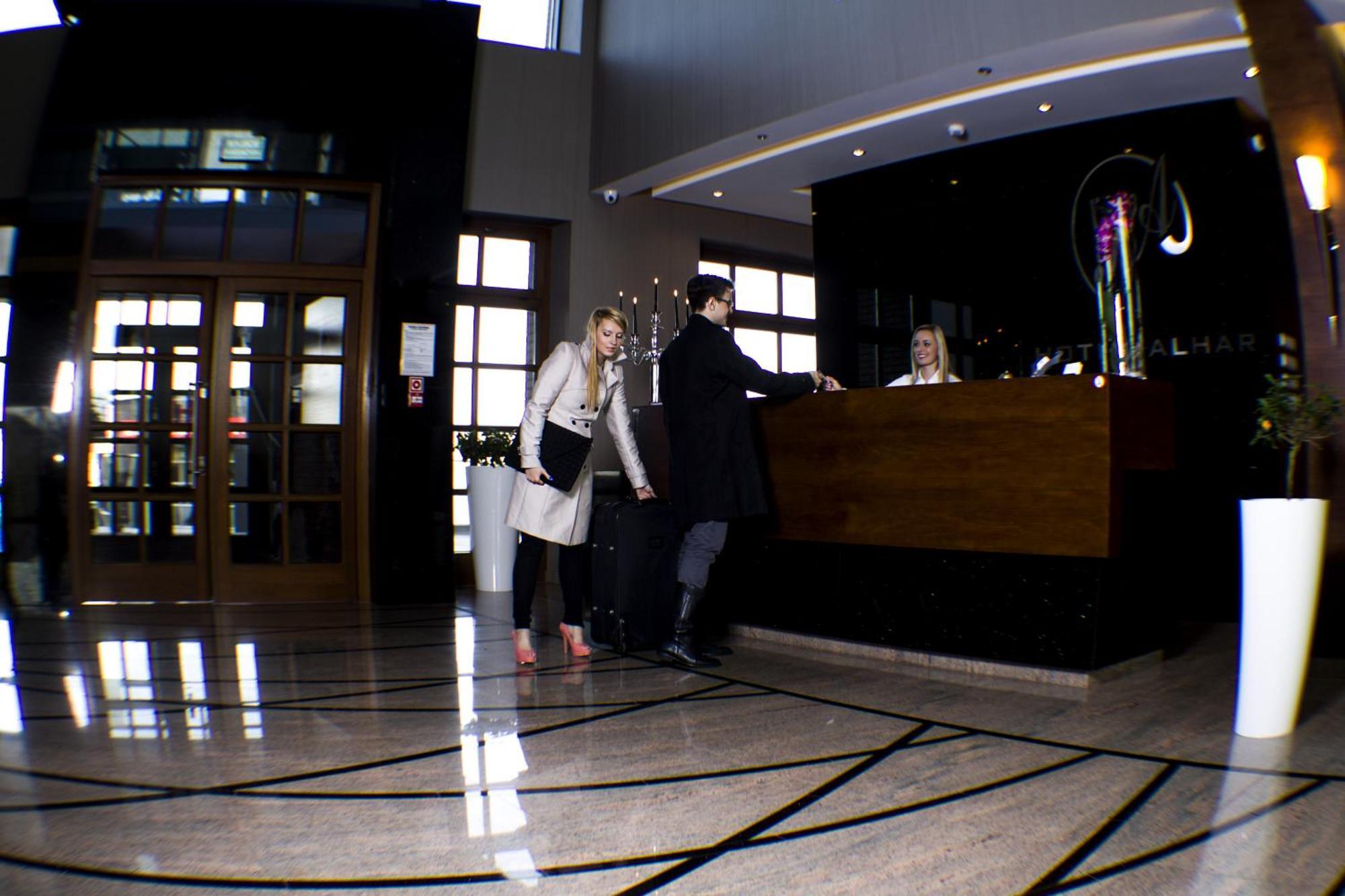 Hotel Alhar Lubliniec Extérieur photo