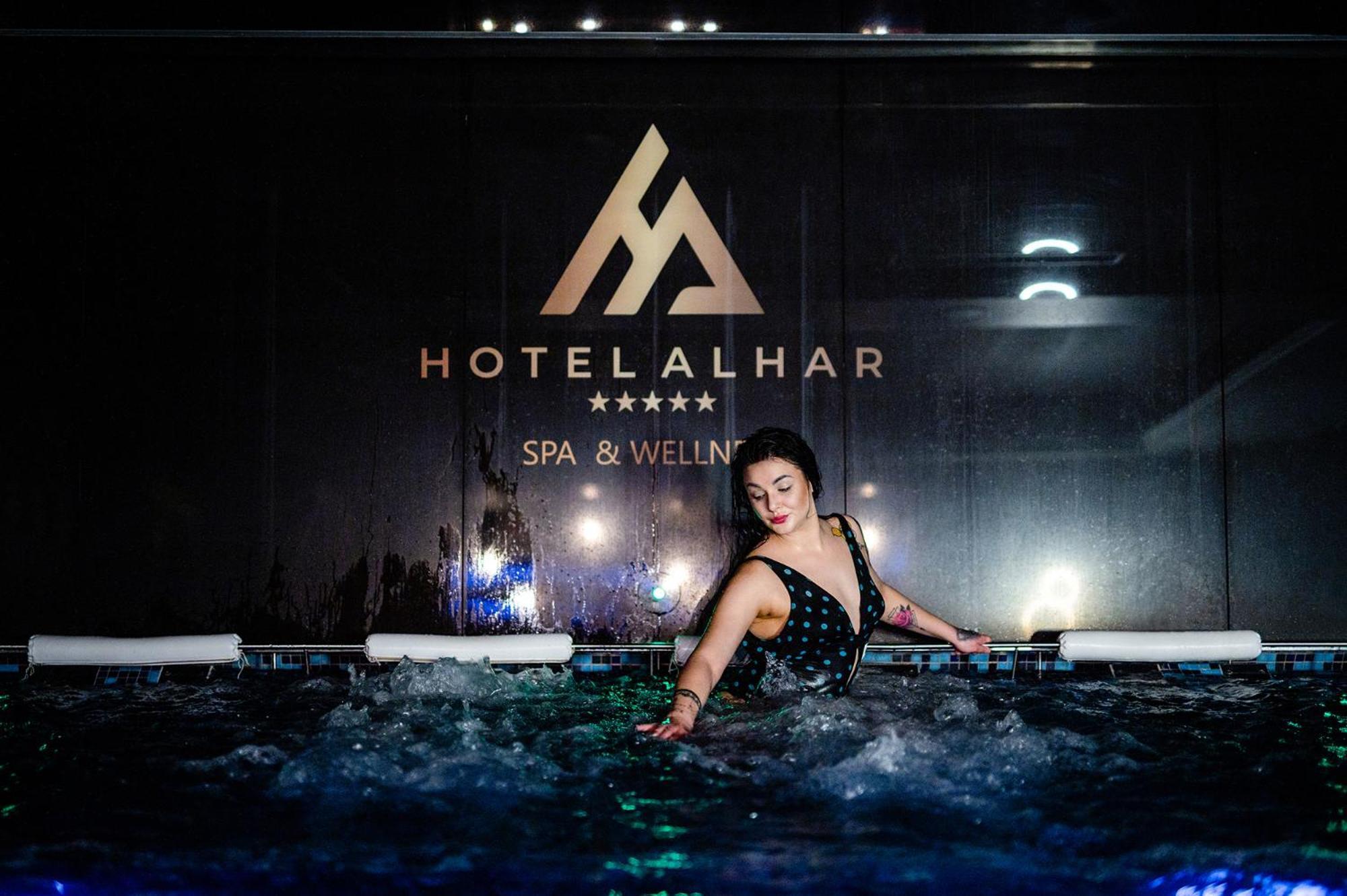 Hotel Alhar Lubliniec Extérieur photo