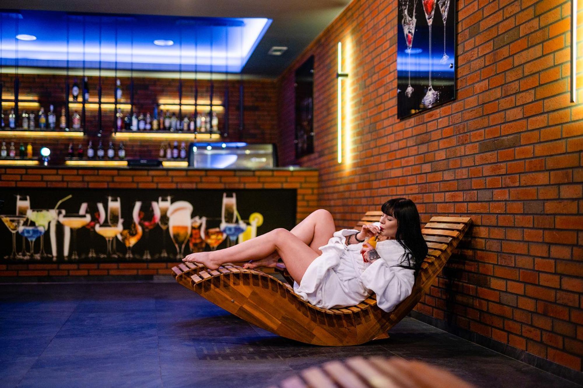 Hotel Alhar Lubliniec Extérieur photo