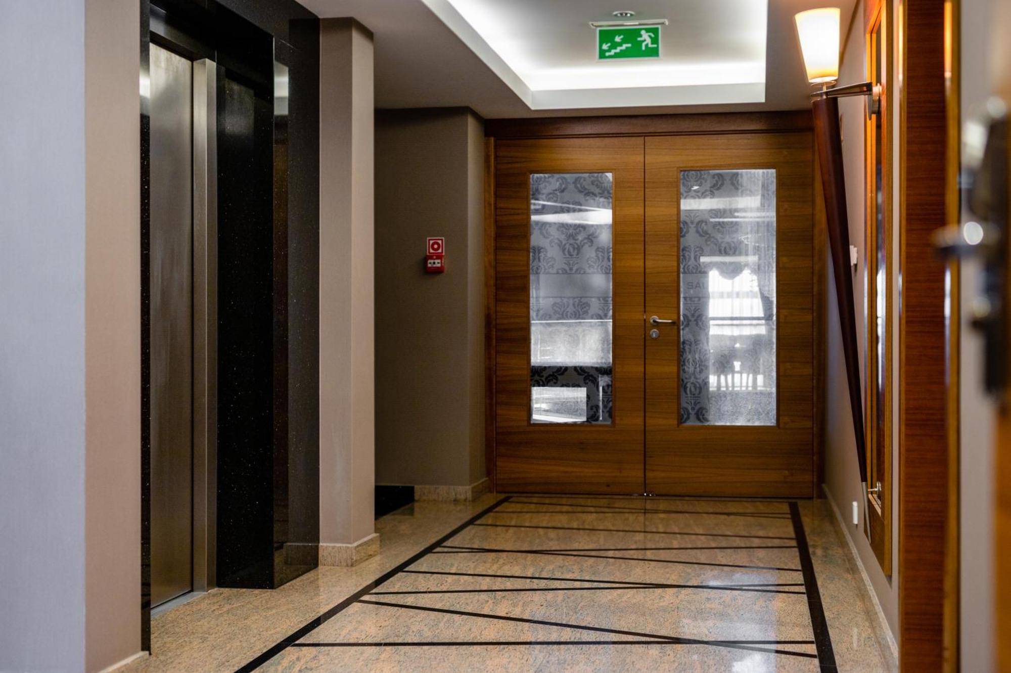 Hotel Alhar Lubliniec Extérieur photo