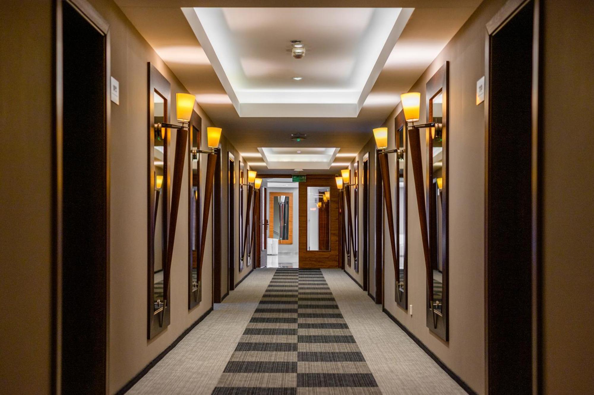 Hotel Alhar Lubliniec Extérieur photo