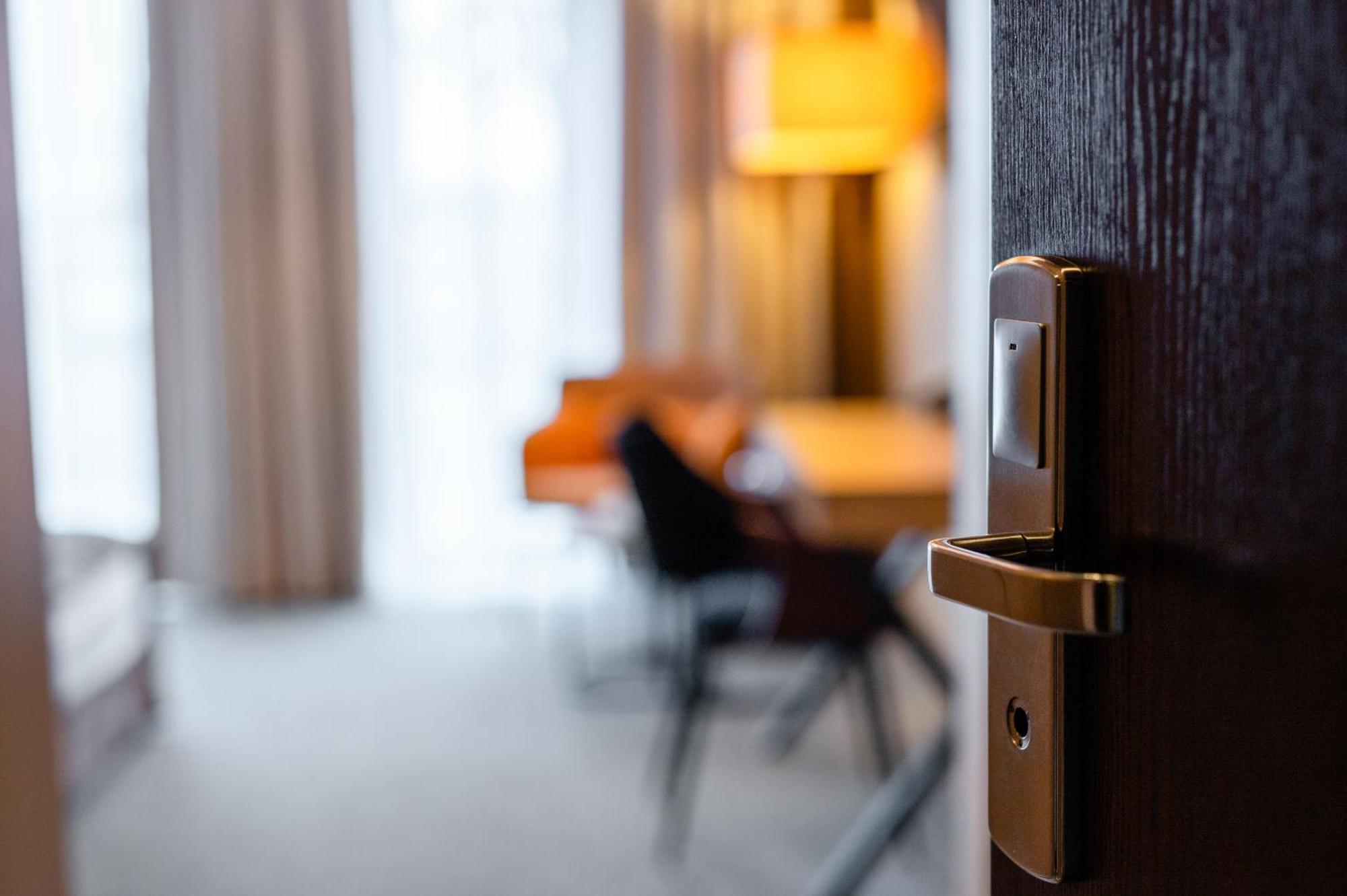 Hotel Alhar Lubliniec Extérieur photo